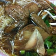 ก๋วยเตี๋ยวไก่ข้ามฟาก สุรวงศ์ สุรวงศ์