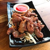 ยำเว่อร์เว่อร์ Delivery หมู่บ้านโกเด้นท์ทาวน์1 133/141