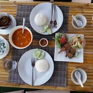 ไม้ขาวซีฟู้ด