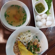 เมนูของร้าน เตี๋ยวน้ำ บ้านไม้ ภูเก็ต