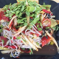 ร้านตำแซ่บสะเดิด ยำแซ่บสะเด็ด