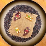 เมนูของร้าน ADHOC Private Dining