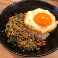 เมนูของร้าน Moomgapao Mercury Ville ชิดลม