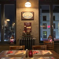 Le Bistro Porte de Hal