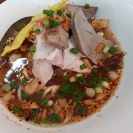 เมนูของร้าน เตี๋ยวน้ำ บ้านไม้ ภูเก็ต