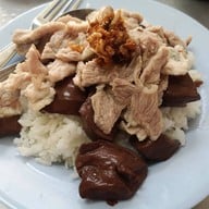 เมนูของร้าน ข้าวเลือดหมูสะพานเกวียน ๒๓
