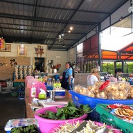 ก๋วยเตี๋ยวเรือรสซิ่ง ใต้ทางด่วน