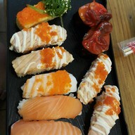 เมนูของร้าน A-Roi รพ.ชลประทาน