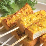 หมูสะเต๊ะจีนี่เจณ โลตัสนาวง