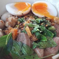 เมนูของร้าน เตี๋ยวไข่เยิ้มณ.บ้านสวน ต้นตำรับ บางแขม