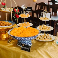 เมนูของร้าน คนทีริมน้ำ