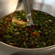 ข้าวแกงลิ้มเจริญ