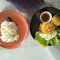 แป๊ะข้าวมันไก่ไหหลำ