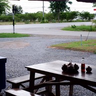 ก๋วยเตี๋ยวเนื้อเปื่อยหมูตุ๋น จ.รุ่งรวี