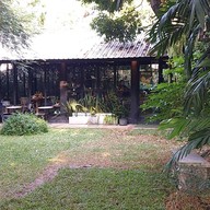 Sanctuary Cafe & Restaurant ปากน้ำ ซอยการประปา