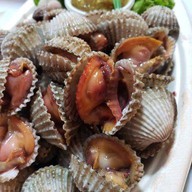 ร้านหอยหนู ชวนชิม ตลาดเดินเล่นท่าพระ