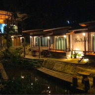 Ak Homestay เฮือนฮิมน้ำ