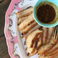 ส้มตำลุงหนวด รามฯ 12