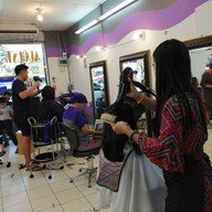 ร้านเสริมสวยออกัส ราม2