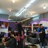 ร้านเสริมสวยออกัส ราม2