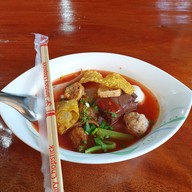 บ้านเย็นตาโฟ by ครัวป้านงค์ กรุงเทพมหานคร