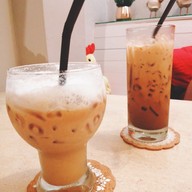 เมนูของร้าน The Hen Coffee House