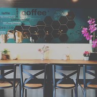 Euphoria Cafe ราชวิถีซอย 2