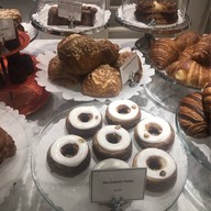 Dominique Ansel Bakery  LA LA