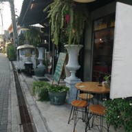 หน้าร้าน เชย