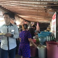 บรรยากาศ ป้าอุไรข้าวแกงบุฟเฟต์