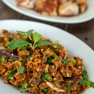 เมนูของร้าน ส้มตำลุงหนวด รามฯ 12