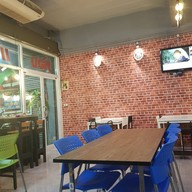 บรรยากาศ กุ้งรุ่งฟ้า ตลาดกลาง