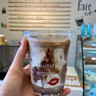 Faie cafe