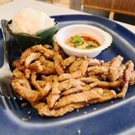 เมนูของร้าน Yum & Tum เค วิลเลจ