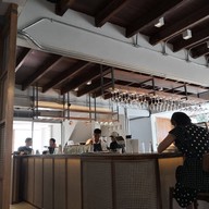 บรรยากาศ The H Cafe by Khaniece