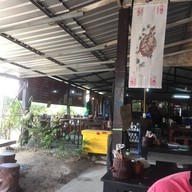 ก๋วยเตี๋ยวเรือนายหนวด