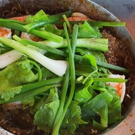 กะเพรา 50 อ่างทอง