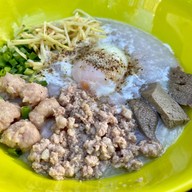 เมนูของร้าน ตี๋หล่อ โจ๊กข้าวกล้อง น้ำเต้าหู้ ปาท่องโก๋