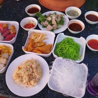 หัวมุม บุฟเฟ่ต์ หมูกะทะ