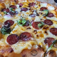 Kajinho Pizza in the sky