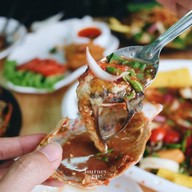 เมนูของร้าน ยำโหด โคตรแซ่บ...ซี๊ด ลาดกระบัง