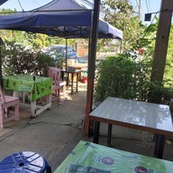บ้านเพื่อน