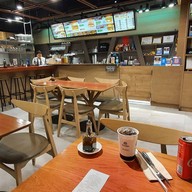 บรรยากาศ Beef and Shake