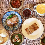 เมนูของร้าน ทองใหญ่ UD Town