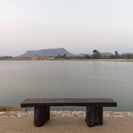 Montoro Resort เพชรบุรี หนองหญ้าปล้อง