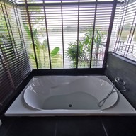 Montoro Resort เพชรบุรี หนองหญ้าปล้อง