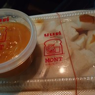 เมนูของร้าน มนต์นมสด เสาชิงช้า