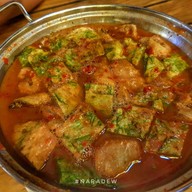 เมนูของร้าน Waterside Karaoke Restaurant