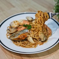 Mr.Koongtung - กุ้งถัง ปังปิ้ง ชานม