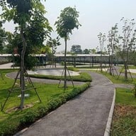 บรรยากาศ สนามแบดมินตัน ลาซาล 48 แบดมินตัน ปาร์ค